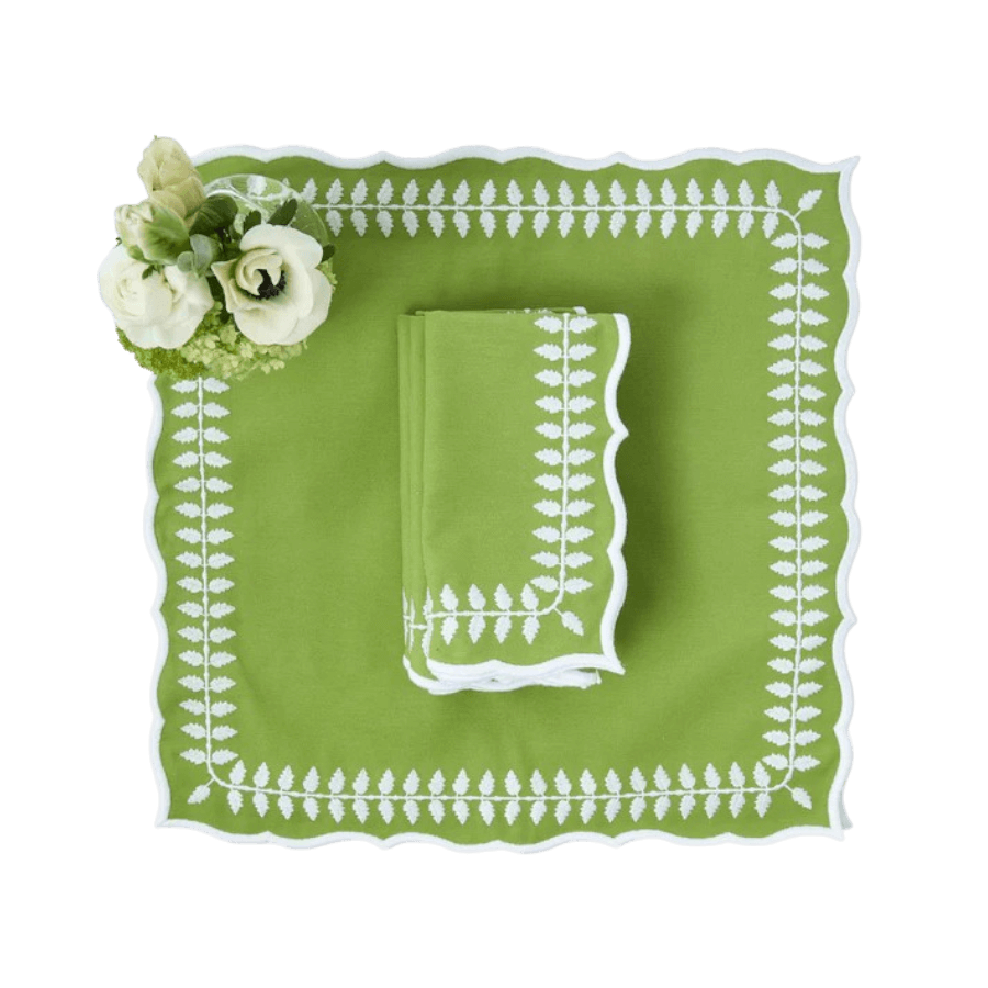 Green Laurel Placemats & Napkins (Set of 4)
